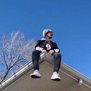 Meet your Posher, Ernesto